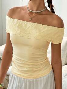 Jouncy Áo trễ vai tay ngắn viền ren nhún bèo màu vàng cho nữ - Màu vàng - Xem 3