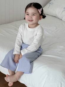 DAZY 女童休闲圆领T恤和条纹宽松裤家居服套装 - 藍白色 - 查看 1