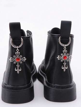 Goth 2pcs/Set Gothic Cross Rhinestone Pendant Shoe/Boot Decoration, Suitable For Men & Women Bags