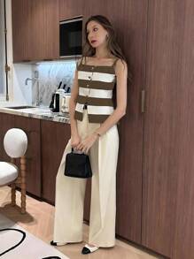 Chiquease 法式休闲修身吊带无袖羊毛条纹排扣黑白女装春夏针织上衣女装外出装 - 棕色 - 查看 4