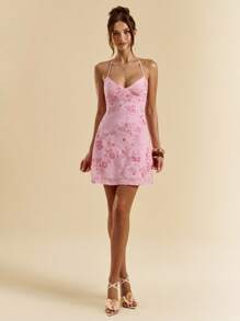 SHEIN BAE 春夏纯粉色亮片露背系带度假迷你连衣裙，优雅连衣裙，伴娘短款鸡尾酒会礼服，适合度假、海滩、音乐节、生日、早午餐、婚礼宾客着装 - 淺粉色 - 查看 5