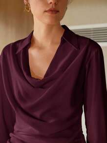 Revavyn Áo kiểu nữ cổ điển sang trọng bằng chiffon, xếp ly, cổ lệch vai, thích hợp mặc đi làm, cổ đổ, màu mận, màu tím đậm, áo kiểu nữ màu đỏ bằng chiffon dáng rộng, thích hợp cho lễ hội, đi nghỉ mát, áo đỏ, áo dáng rộng mùa thu, mùa thu. - Màu Đỏ Sâu - Xem 8