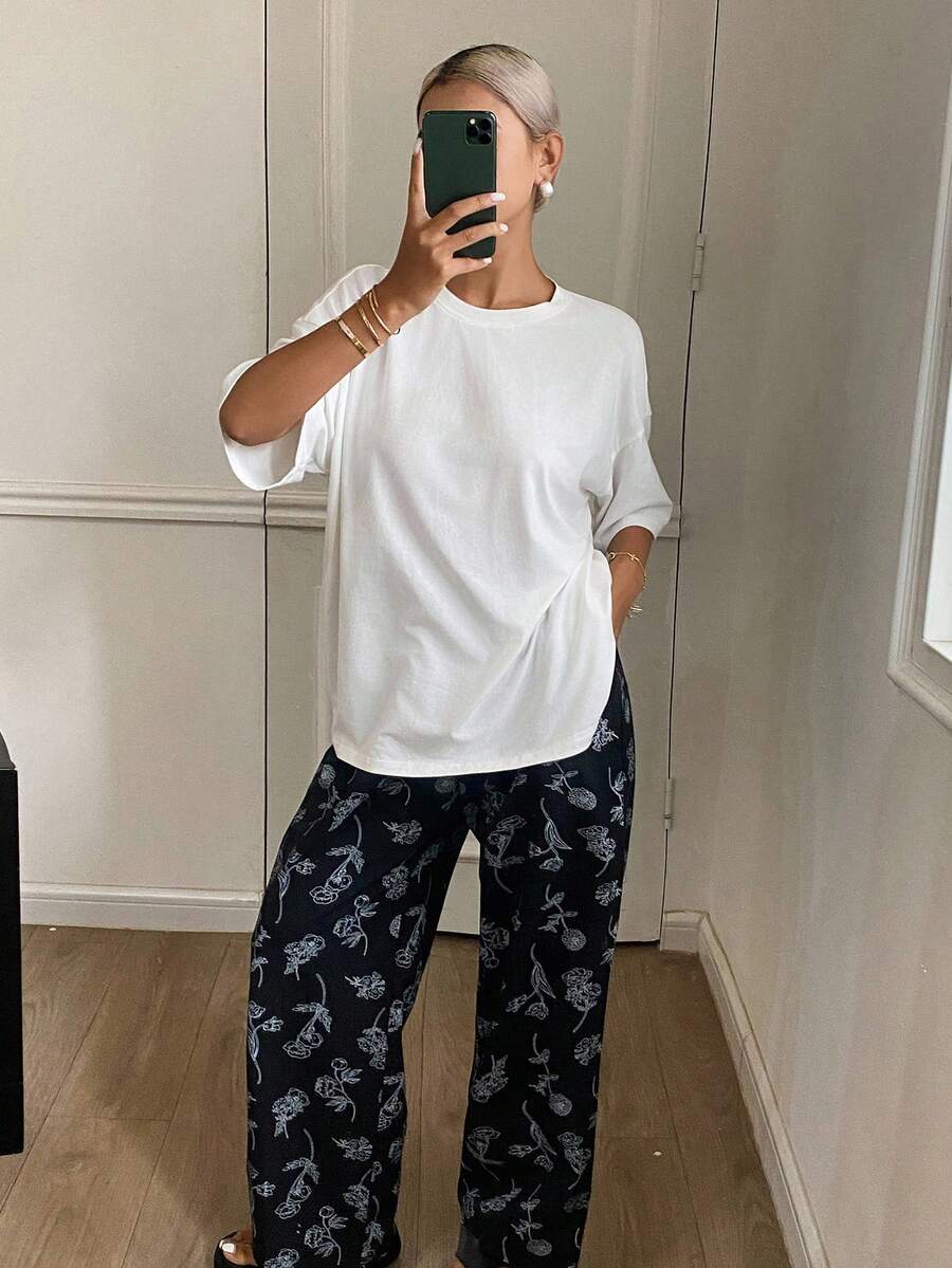 DAZY Conjunto de pijama con pantalón lencero de estampado lineal floral y camiseta suelta de unicolor - Blanco - Ver 1