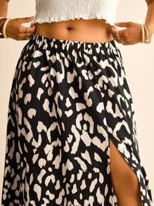 SHEIN VCAY 大码女式夏季度假豹纹开叉裙波西米亚风裙子休闲乡村风女装西部风女装 - 黑與白 - 查看 5