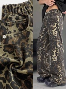 SHEIN 青少年男孩街头时尚复古现代休闲音乐节前卫豹纹宽松直筒牛仔裤，舒适的松紧腰带和实用的前后口袋设计，时尚青少年的百搭四季必备单品 - 彩色 - 查看 5
