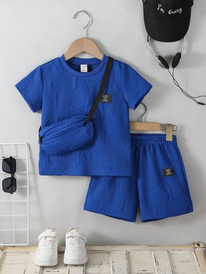 SHEIN Explorewe 3pcs Toddler Boys Set: Letter Jacquard Knit Short Sleeve T-Shirt, Shorts, And Bag, Casual Fashion Daily Wear, Spring/Summer Boys Blue Short Set Boys 2 Piece Summer Set Blue Kids Short Set, School, Campus, College
