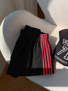 Comfortcana 女士夏季黑色侧条纹松紧腰休闲宽松短裤 - 黑色 - 查看 3