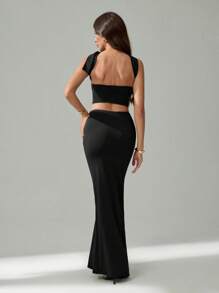 SHEIN Tall Women Off Shoulder Cut Short Sleeve T-Shirt & Skirt 2pcs Set, Tall Women - Black - View 6