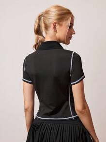 CourtClass 女式夏季撞色缝线半拉链领口修身运动 Polo 衫 - 黑色 - 查看 2
