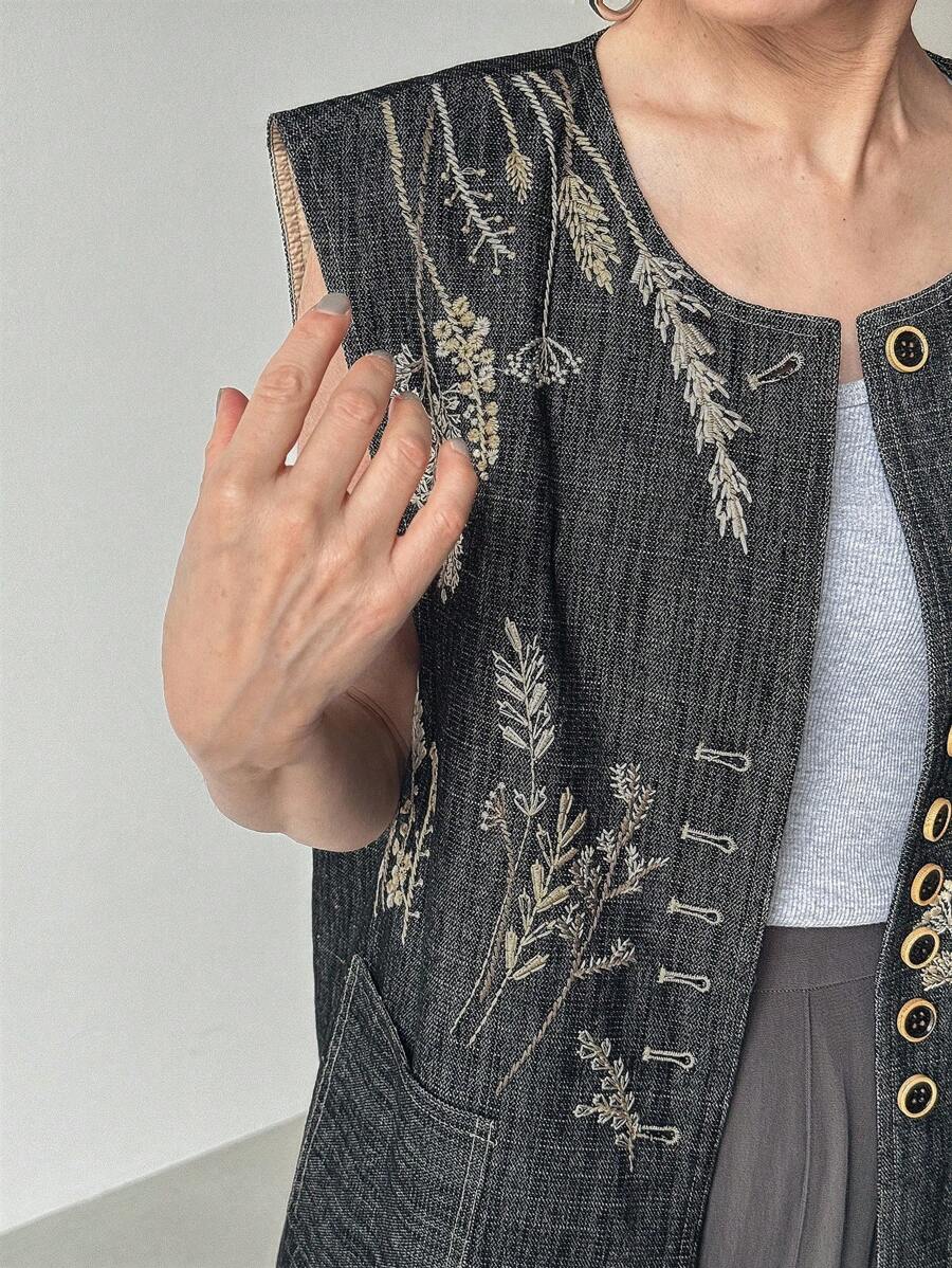 FRIFUL 女式休闲花卉刺绣前扣牛仔衬衫，夏季 - 藍色 - 查看 1