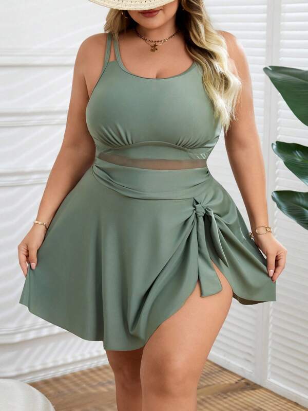 SHEIN CURVE+ Maiô de 2 Peças Plus Size Feminino, Maiô Dividido com Saia de Tela, Adequado para Férias de Verão
