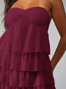 MISSGUIDED 无肩带迷你连衣裙，层叠荷叶边，适合派对、婚礼、宾客、伴娘穿着，前襟扭结设计，高腰线。