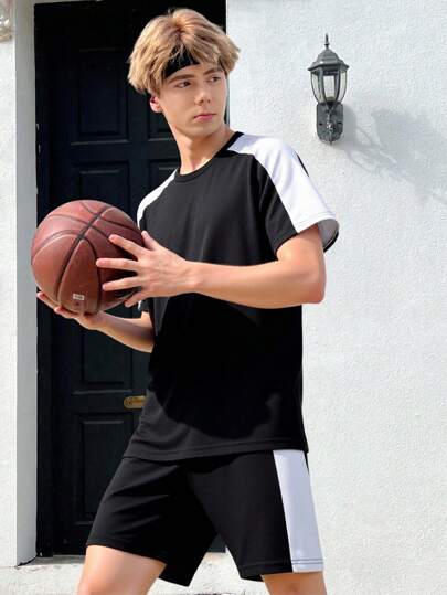 SHEIN 2pcs/Set Teen Boys Casual Sports Element Printed Round Neck T-Shirt And Shorts Knitted Sports Suit Set, Suitable For Summer Outfit