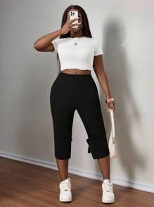 SHEIN PETITE CURVE Plus Size Women's Black 7/8 Length Casual Pants With Bow Decor Black Capri Pants Capri Pants For Women Womens Capris Pants Ruffle Pants Bow Pants, Suitable For People Of Shorter Stature
