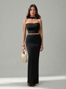 SHEIN Tall Women Off Shoulder Cut Short Sleeve T-Shirt & Skirt 2pcs Set, Tall Women - Black - View 3