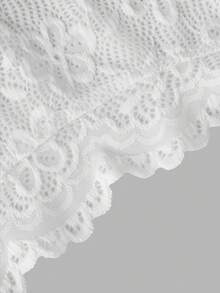 SHEIN Frenchy 2025 新款女式镂空蕾丝上衣，女式蕾丝花边短袖衬衫，甜心领荷叶边设计，女式纯色简约日常镂空蕾丝花边短袖衬衫，啤酒节连衣裙，啤酒节服装，白色衬衫，啤酒节，散发传统魅力的优雅衬衫蕾丝白上衣白色短款上衣挤奶女工上衣牛仔女牛仔上衣白色西部上衣 - 白色 - 查看 3