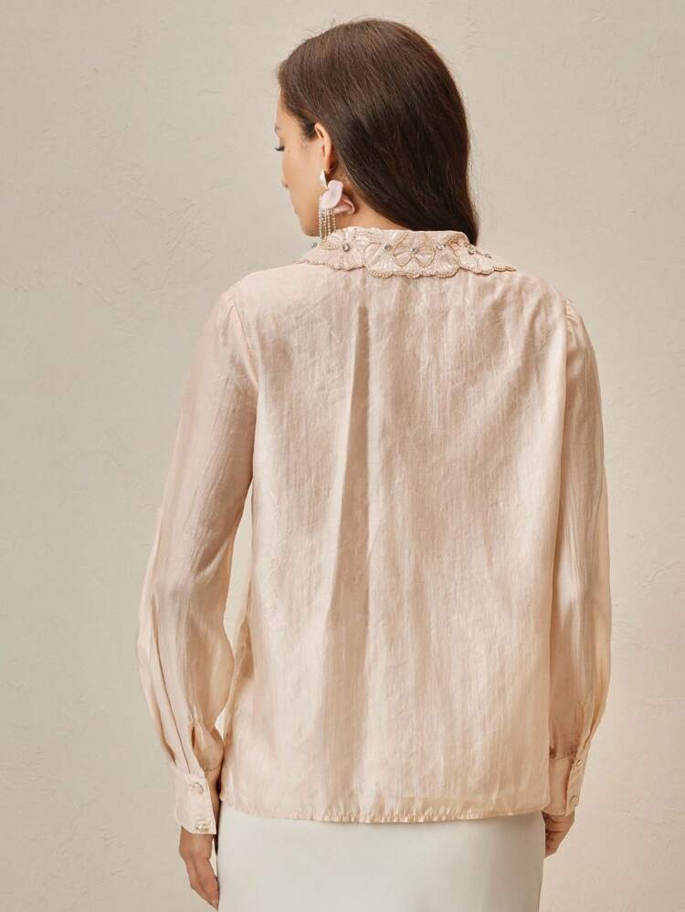 Ladies' Independence Day In Spring And Summer, The New Small Fragrance Lace Heavy Craft Collar Custom Hand Beaded Embroidery Cute Long-Sleeved Pink Shirt Top.