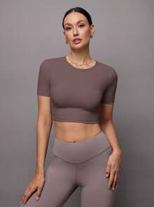 Activina 女士休闲运动纯色简约扭纹后背短袖T恤健身衫 - 卡其色 - 查看 2