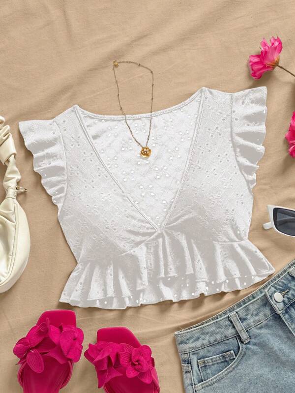 Soleia Top corto blanco con bordado de ojal y volantes para mujer de vacaciones