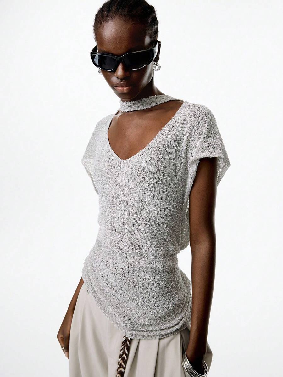 LYSMO 2025年夏季新品女款金属感低领无袖透视背心，不对称下摆，完美演绎前卫时尚 - 銀色 - 查看 1