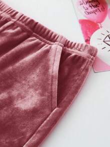 SHEIN 时尚可爱天鹅绒长袖连帽衫和松紧腰长裤套装 女婴运动服 女婴运动套装 女婴天鹅绒运动服 婴儿休闲套装 女婴裤装套装 秋冬 - 藕粉色 - 查看 7