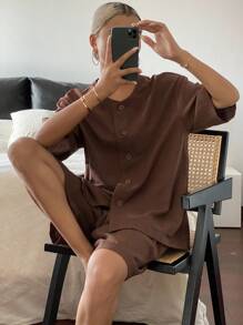 Livesso 2 pièces Ensemble chemise veste décontractée ample de couleur unie à manches courtes et short, style de rue, automne