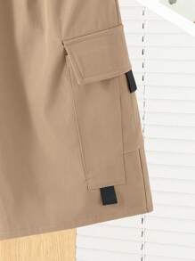 SHEIN 青少年男孩休闲工装口袋短裤，运动街头朋克摇滚校园休闲，适合春夏季卡其色工装短裤