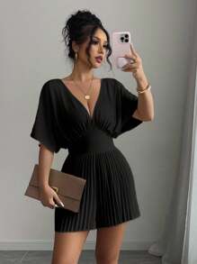 Elenzga 纯色深V领蝙蝠袖褶皱优雅短款女式连体裤