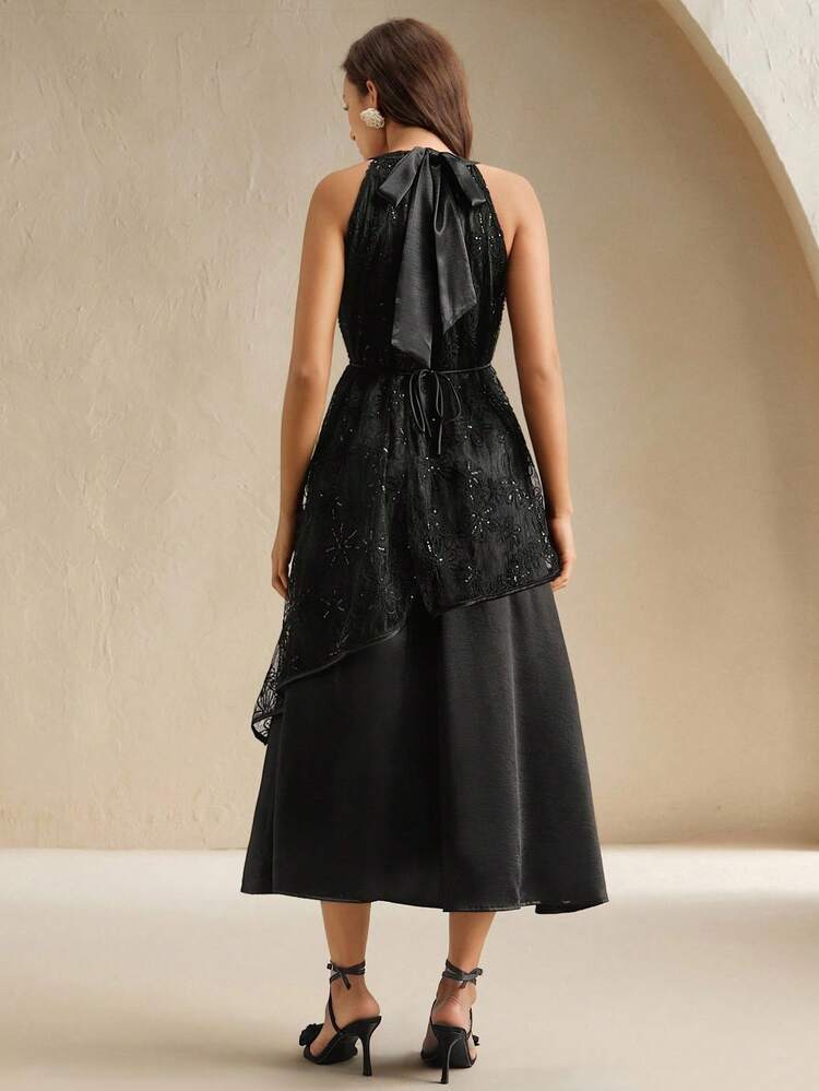 Elegant Fashionable Black Heavy Embroidered Lace Patchwork Halter Dress For Ladies, Vacation