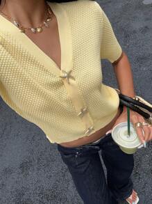 SHEIN EZwear Yellow Knitted Women's Short Sleeve Metal Buckle Decorated Cropped Cardigan With Starfish Design