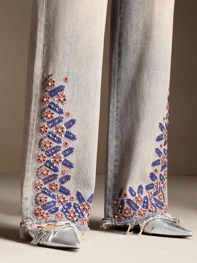 Vintage Blue Straight Leg Embroidered Pockets Casual Fashion Women's Jeans