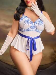 Spicy Aura 2pcs Set Plus Size Mesh Embroidered Teddy Lingerie With Belt - Blue and White - View 3
