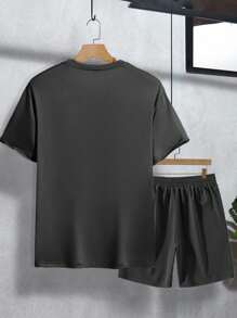 Manfinity Homme 2pcs/Set Men Casual Round Neck Short Sleeve T-Shirt And Shorts Sets