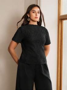 Anewsta 女士加大码优雅时尚假日沙滩休闲黑色短袖褶皱纹理T恤，适合春夏穿着