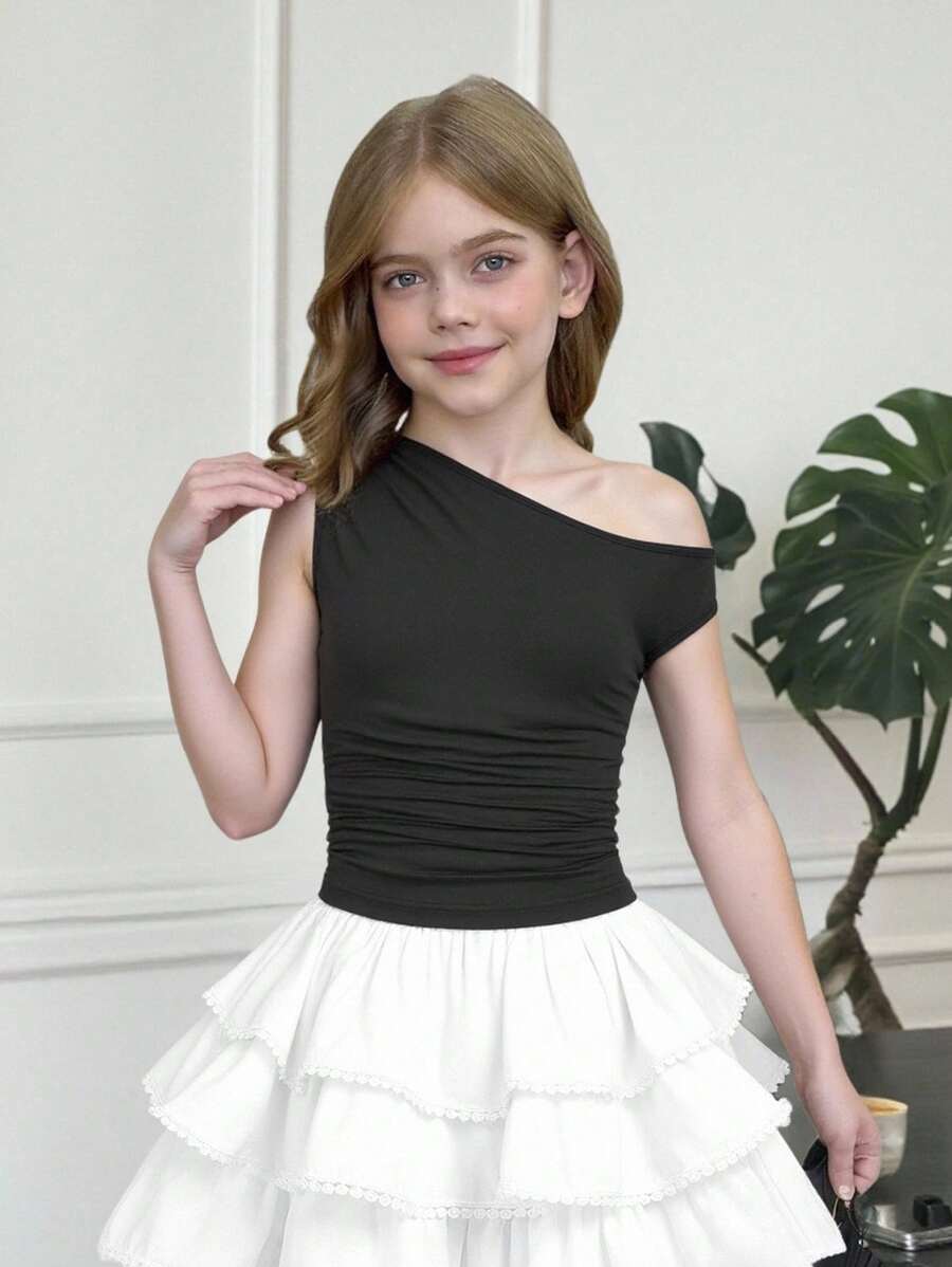 SHEIN Serisse Kids 青少年女孩休闲街头时尚黑色不对称领口褶饰修身 T 恤 - 黑色 - 查看 1