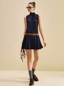 Muvela Robe courte pour femme avec ceinture en PU, ourlet plissé et cou attaché. Vêtements de retour à l'école et tenue de bureau décontractée - Bleu marine - Voir 3