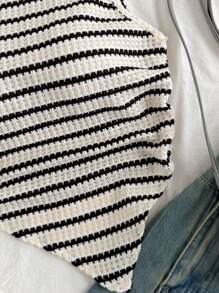 Tween Girl Resort 不对称黑白条纹纹理扭纹正面荷叶边下摆单肩纹理针织短款背心 - 黑色 - 查看 5