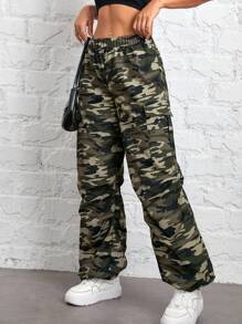 SHEIN Pantalones rectos holgados de moda casual callejera Y2K con estampado de camuflaje para preadolescentes