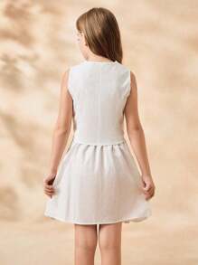 SHEIN 青少年女孩优雅时尚 V 领无袖束腰不对称下摆白色无袖衬衫和松紧腰短褶裙套装 - 白色 - 查看 2