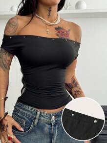 Coolane Blusa negra ajustada con hombros descubiertos, elástica y con remaches, estilo streetwear Y2K grunge para mujer, para el verano