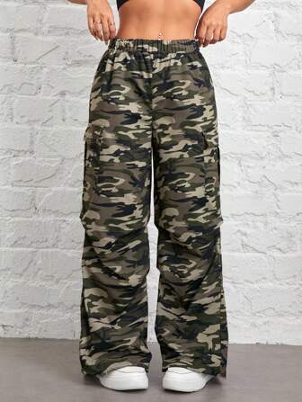 SHEIN Tween Girls Casual Street Fashion Y2K Camo Print Loose Straight Leg Pants