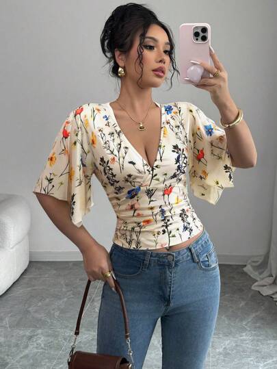 Selianne 女士休闲深 V 领碎花修身 T 恤，百搭春夏