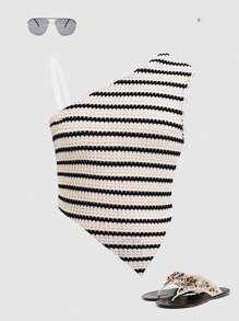 Tween Girl Resort 不对称黑白条纹纹理扭纹正面荷叶边下摆单肩纹理针织短款背心 - 黑色 - 查看 9