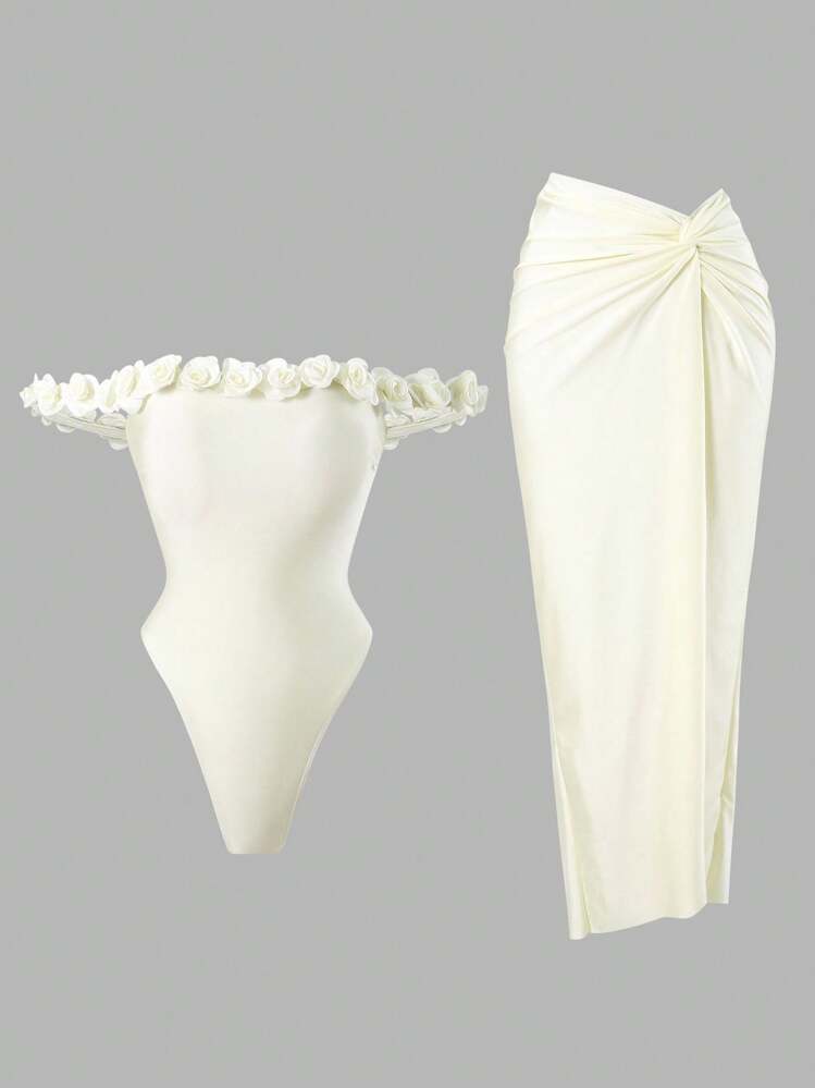 Swim Oasis Conjunto de 2 peças com maiô de uma peça elegante com decote ombro a ombro, tecido sólido com decoração floral 3D e saia longa, para praia e férias, estilo boho para o verão - Bege - Visão 1