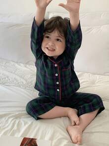 DAZY 男婴纯色圆领休闲T恤和条纹宽松长裤家居服套装秋冬 - 綠色 - 查看 6