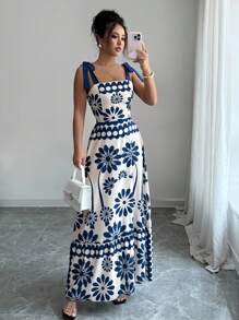 SHEIN PETITE Vestito lungo a canottiera casual con stampa in stile bohémien, privo di schiena