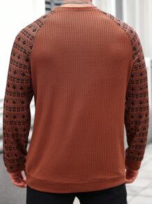 Manfinity Homme Plus Size Men's Casual Numeric & Letter Print Round Neck Short Sleeve T-Shirt, Men's Graphic Sweaters Brown And Orange, Men's Textured Long Sleeves, Fall Men's Tops Long Sleeve Coffee Brown, Mens Clothes Long Sleeve - Coffee Brown - View 2