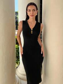 Maija 2025 Early Autumn V-Neck Thick Strap Metal Buckle Fitted Soft Knit Dress, Suitable For Elegant Urban Style Black Midi Dress Black Bodycon Dress Black Ribbed Dress Sleeveless Black Dress V-Neck Black Dress,Off The Shoulder Top,Old Money Style Women - Black - View 6