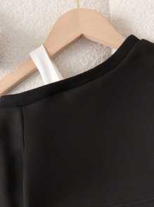 SHEIN 女宝宝秋冬新款时尚斜肩长袖卫衣和裤子两件套 - 黑色 - 查看 4