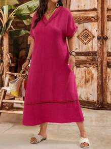 EMERY ROSE 大码女式休闲度假风格 V 领撞色蕾丝蝙蝠袖宽松连衣裙，夏季